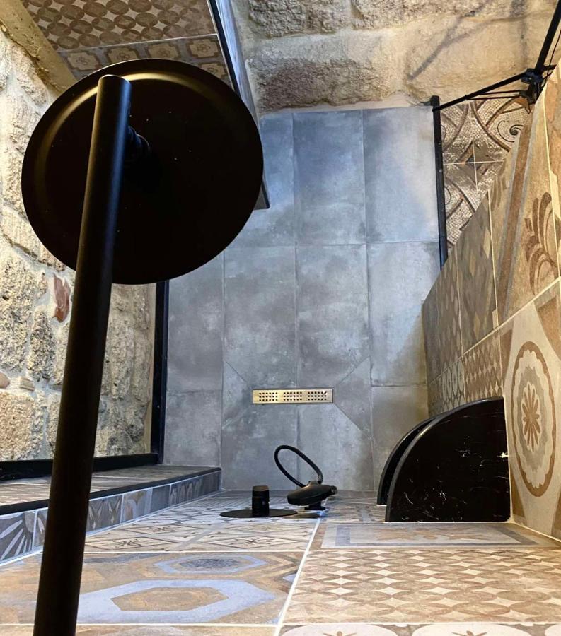 Stone Cave Suite Rhodes City المظهر الخارجي الصورة