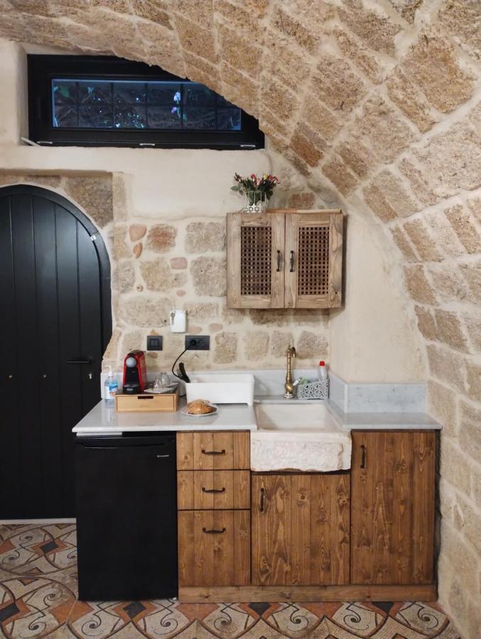 Stone Cave Suite Rhodes City المظهر الخارجي الصورة